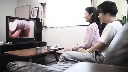 Wife's Mother and Son-in-law got Excited When They Watched Porn Alone Together 4 - Vidéo premium HD - Solo | X-Casting