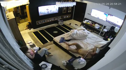 IPCAM (FULL) - Bald fat guy fucking his wife from behind - Video Porno Gratuite HD | X-Casting