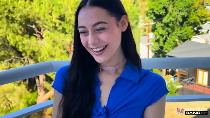 Public Exposure & Raw Doggy Fuck - Creampie - Videos en HD | Jeux de Rue