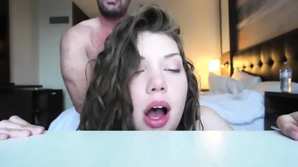 Elena Anal - Vidéo premium HD - Teen | X-Casting