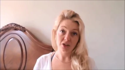 Visiting Your Lonely Stepmom - Video Porno Gratuite HD | X-Casting