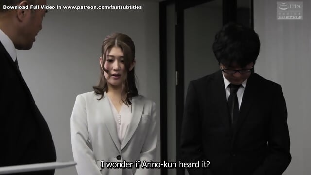 My Boss Tricked Me Into Staying With My Wife In The Nude Photo Shoot Ntr - Porno Asiatique en HD | Jeux de Rue