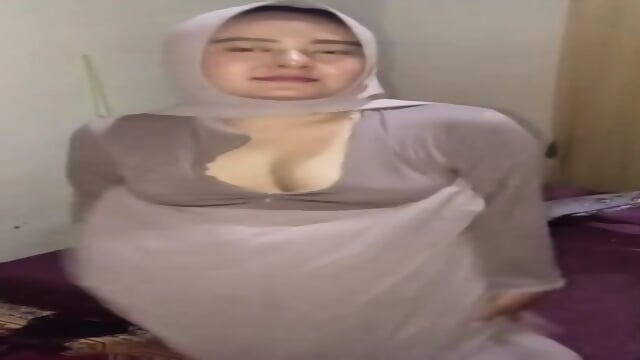 Istri Hijaber Binal Hyper Tembak Dalam - Femmes Matures Francaises | Jeux de Rue
