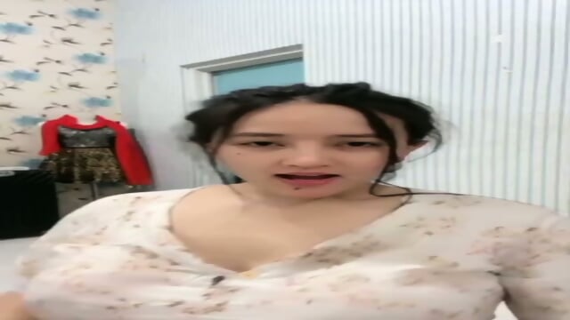 BERLIAN OCHI basah-basahan di kamar mandi. Full - Free French Bbw Porn HD Videos | Jeux de Rue